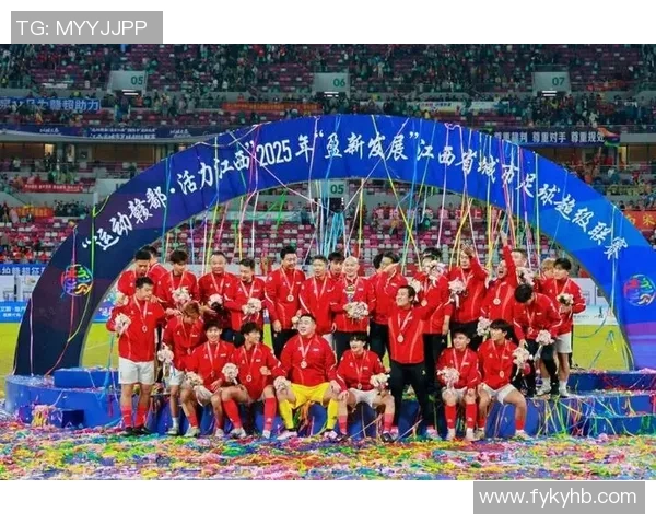 足球明星齐聚宝鸡激情对决引发球迷热烈追捧与期待